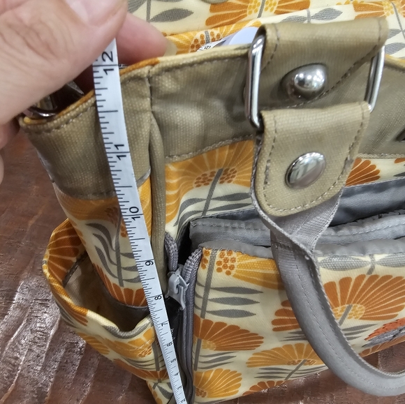 Petunia Pickle Bottom Diaper Bag - Picture 7 of 16